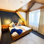 Guelser Weinstube 3* Koblenz (Rhineland-Palatinate)