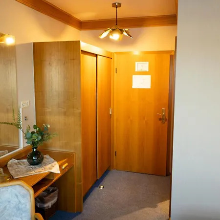 酒店 古尔瑟维斯通酒店 3*