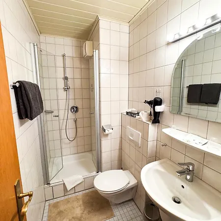 Ξενοδοχείο Guelser Weinstube