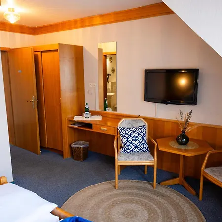 古尔瑟维斯通酒店 酒店 3*