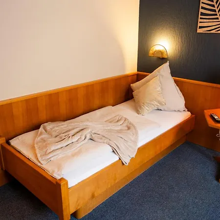 Hotel Guelser Weinstube 3*